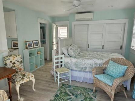 122 Ocean Ave