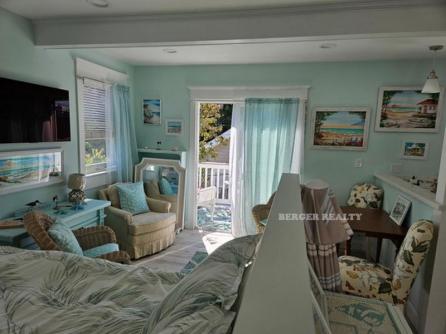122 Ocean Ave