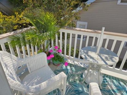 122 Ocean Ave