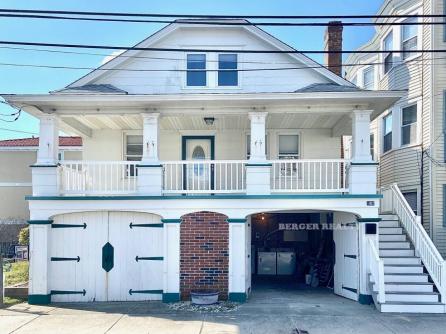 612 Chelsea Place