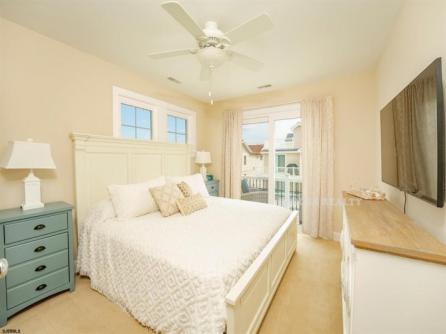 1209 Asbury Ave