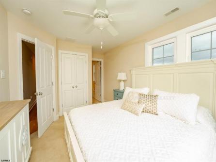 1209 Asbury Ave