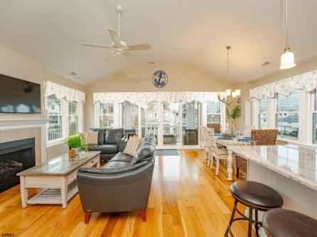 1209 Asbury Ave