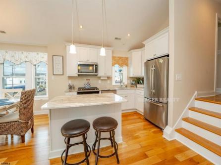 1209 Asbury Ave