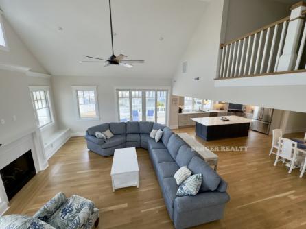 1216-B Ocean Ave