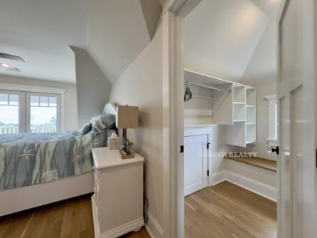 1216-B Ocean Ave