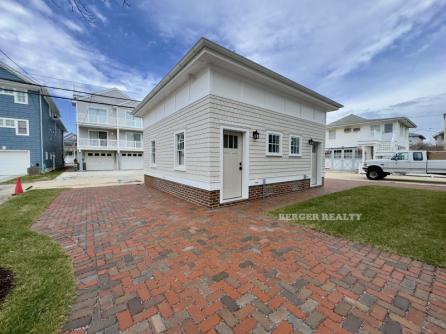 1216-B Ocean Ave