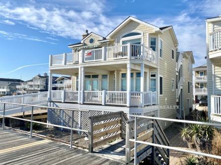 1804 Boardwalk