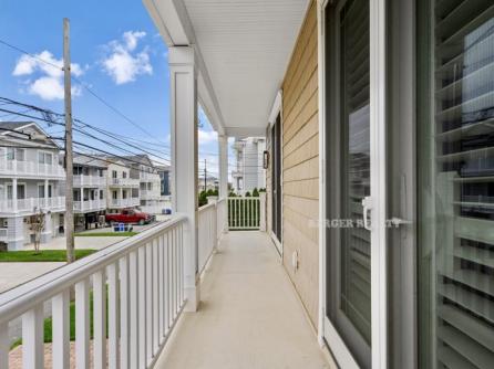 2336 Central Ave