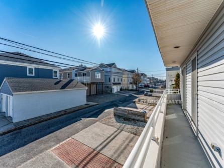 1701 Asbury Ave