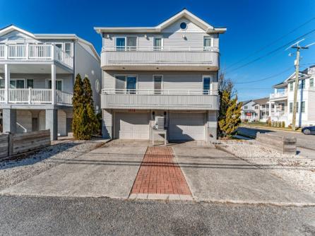 1701 Asbury Ave