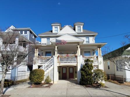 838 4th Street