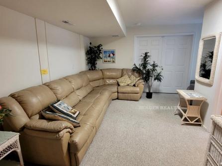 1813 Wesley Ave.