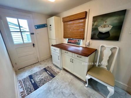1110 Bay Ave