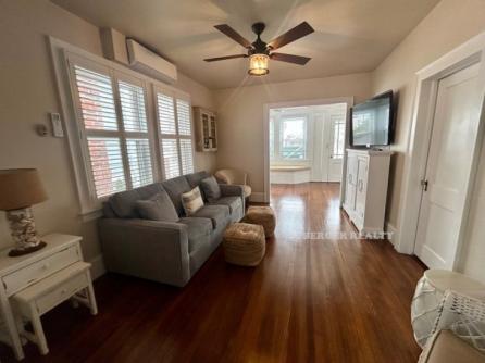 1110 Bay Ave