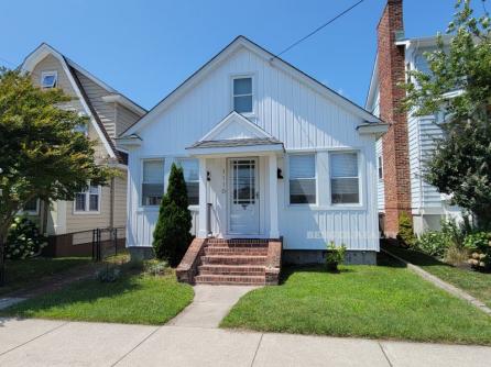 1110 Bay Ave