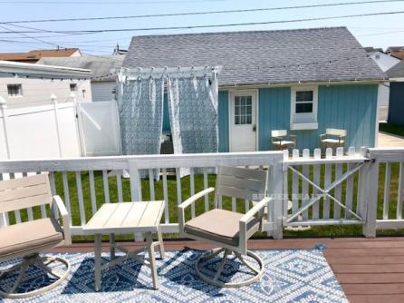 1309 Bay Ave