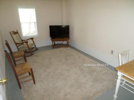 840 St. James Place
