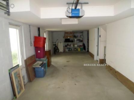 840 St. James Place
