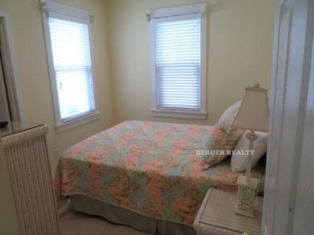 840 St. James Place