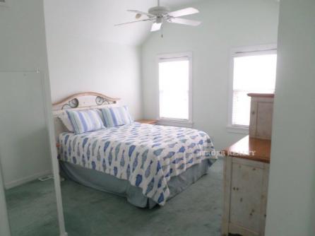 840 St. James Place