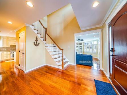 2100 Bay Ave
