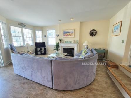 808 Brighton Place