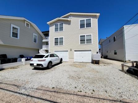 808 Brighton Place