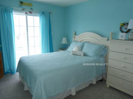 1326 Asbury Ave