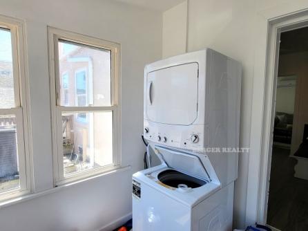 949 Asbury Ave