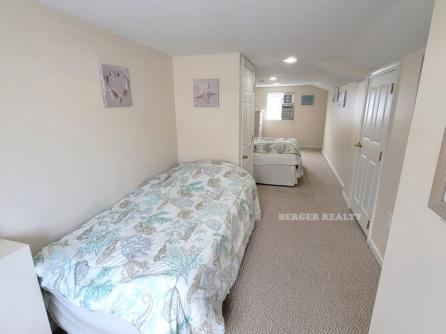 863 Pelham Place