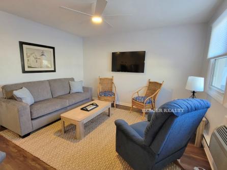 2137 Asbury Ave