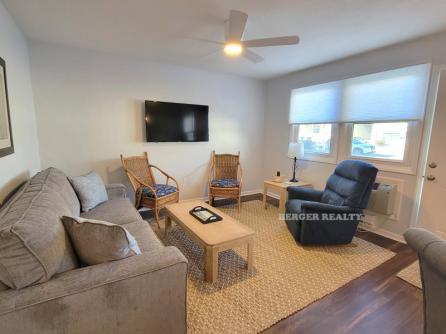 2137 Asbury Ave