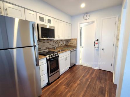 2137 Asbury Ave