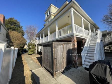 321 Wesley Avenue