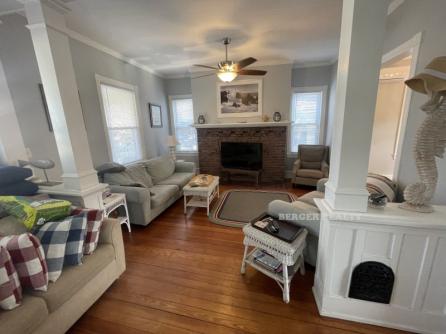 321 Wesley Avenue