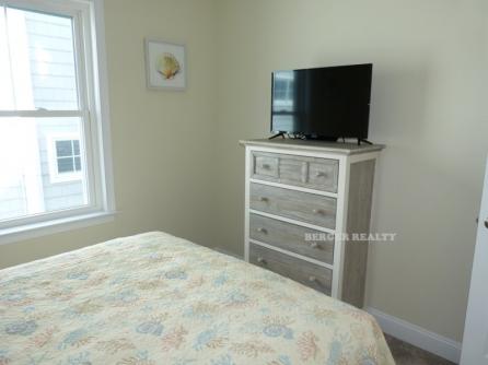 826 Moorlyn