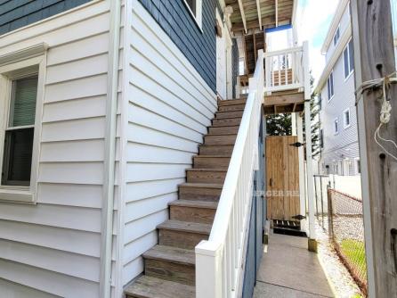 814 Delancey Place