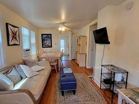 814 Delancey Place