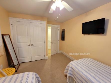 3804 Central Ave