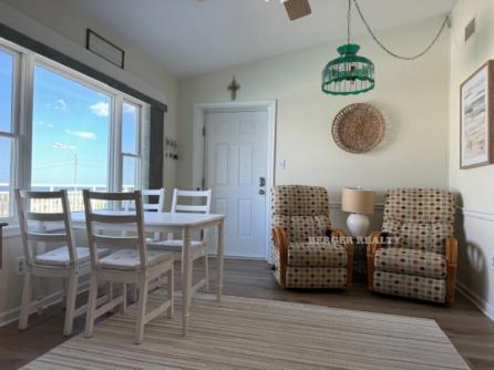 1670 Boardwalk