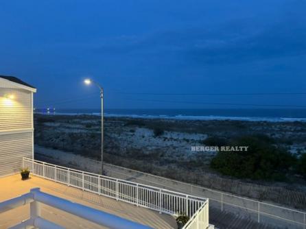 1670 Boardwalk