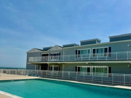 1670 Boardwalk