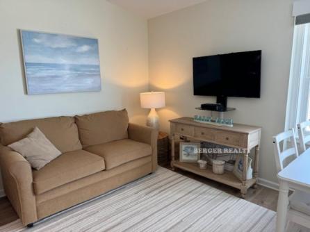 1670 Boardwalk