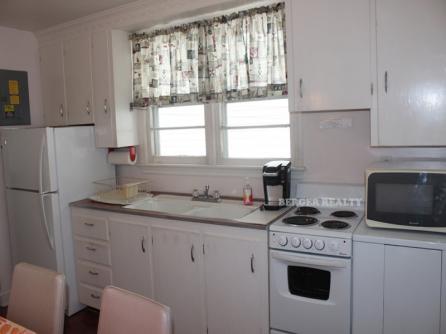 1809 Asbury Ave