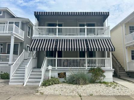 3613 West Ave.