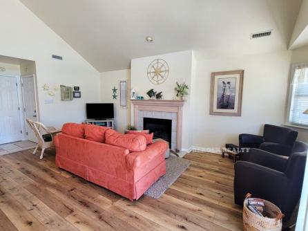 1435 Haven Ave.