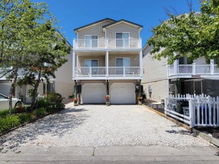 1435 Haven Ave.
