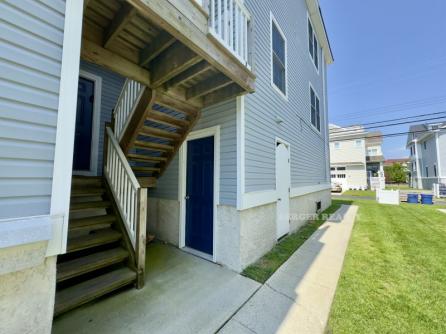 2222 West Ave