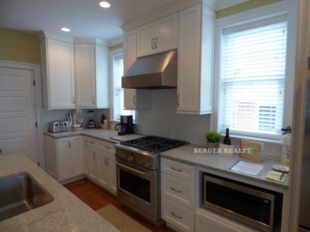 854 St. Charles Place